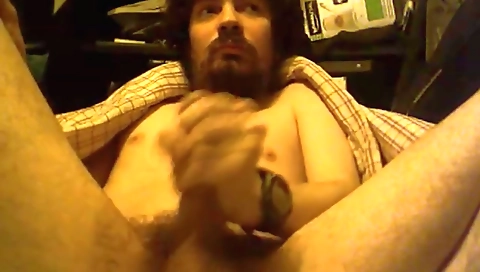 Brunette hair shows her friend to give the best