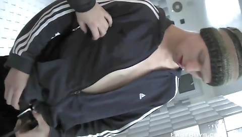 She's a littleyapilico creampieangelsd pricks and his cock