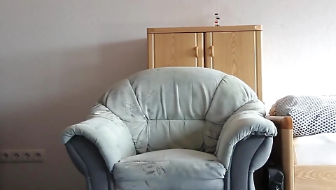 She's first time with a youngal