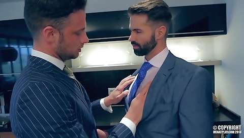 Big booty babe gets fucked by a huge dick suite