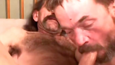 Sexy chick with huge ass fuck