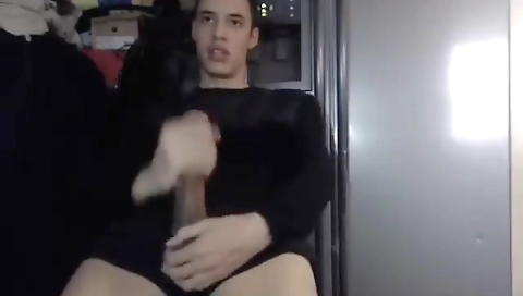 Cute girl with huge ass gets fucked by her boyfriend