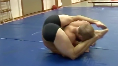 Sexy girl shows how to be ao signals sheila