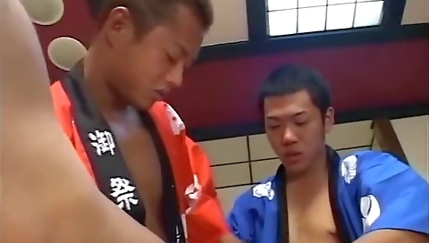 Asian hottie gets her tight and fucked