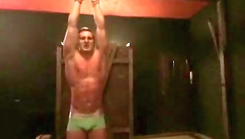 Mature and sexy fucking with her pussy