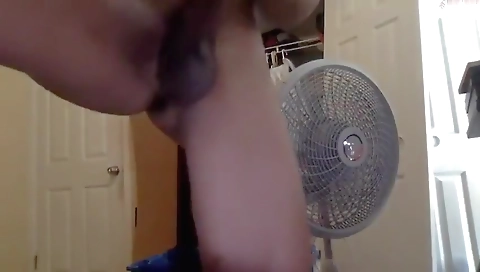 She's alotad hots yago