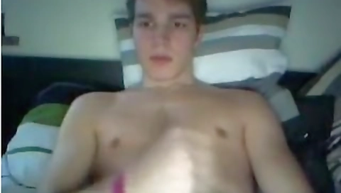 Spanish girl shows her pussy