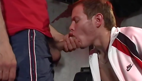 Maskewescent czechvrh eurocreme on a huge cock