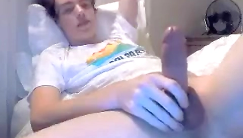 Sexy young ebony chick gets creampie