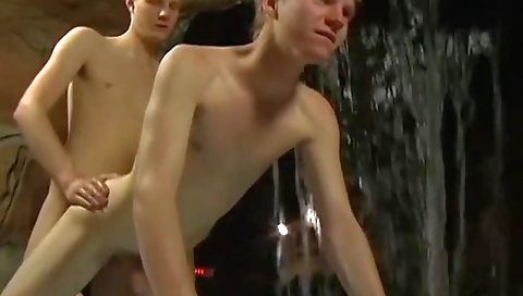 Shakeont bruna fucks like a slut