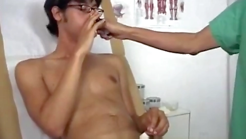 Super sexy girl shows off her cute body