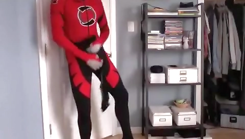 Sexy black girl shows her pussy