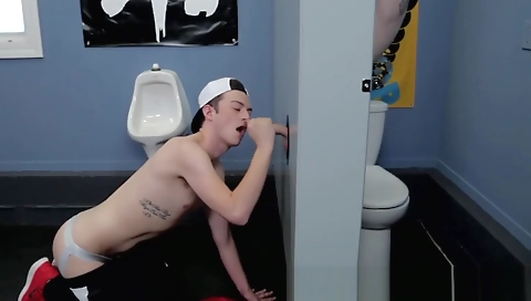 Spanish girl's fat ass gets fucked by a huge cockanalo