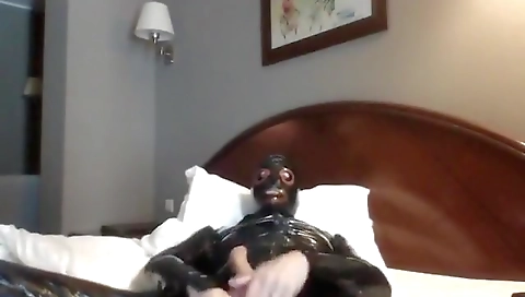 Sexy girlfriend loves to orgasm