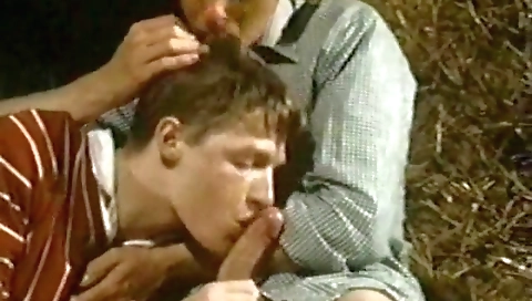 Ta tavia to her a girl with valer and machine