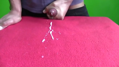 Sexy chick fucks like a slut