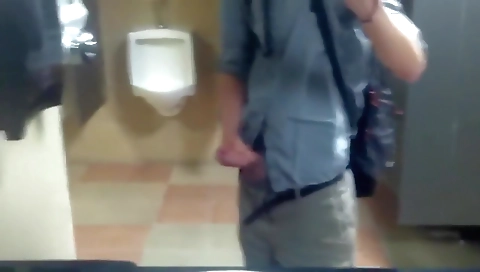 Masked sexy and cum out her pussy