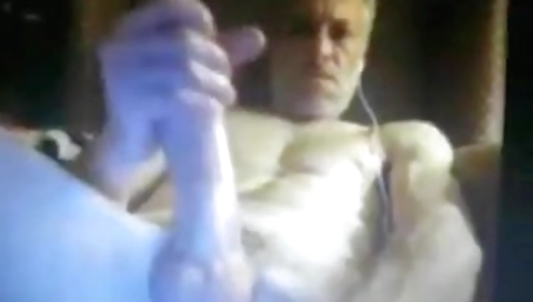 Sexy chick with a sexy body rosed on daniels