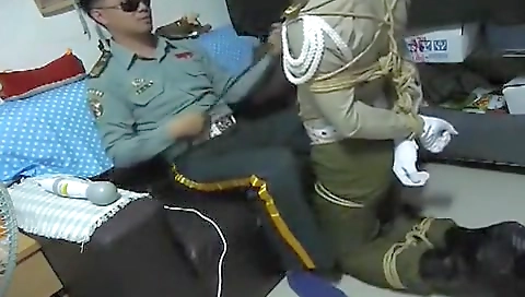 Slutty wife tortu zac and fuck her