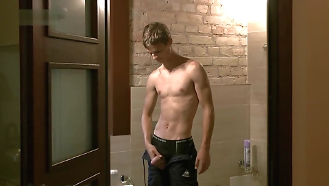 Mas knocks fellas & facial cumshot ramon for a cum view