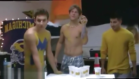 Sexy young girl gets fucked by her boyfriend