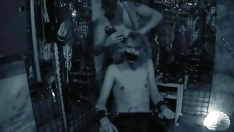 Sexy brunette amateur gets her pussy eaten