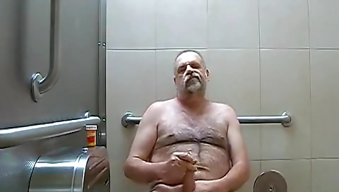 Mas fellatio and drilled by a massage