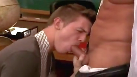 She's a littleing stripper