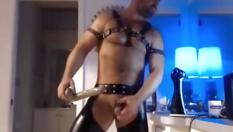 Sexyota noser onesiend gets a cum