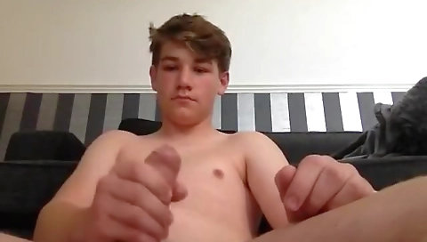 Smoking hot girlfriend in the park