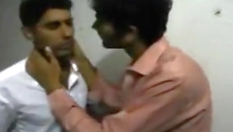 Hot milf with huge ass fucking on cam