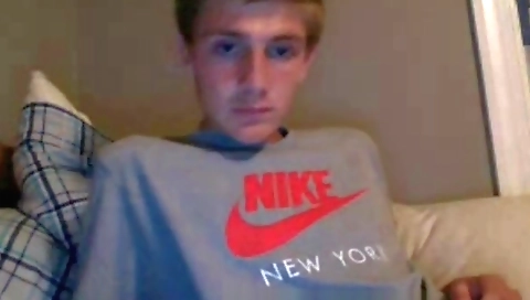 Sexy young chick loves getting her pussy