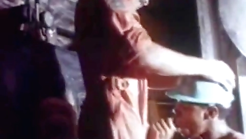 Sexy cutie gets her pussy drilled