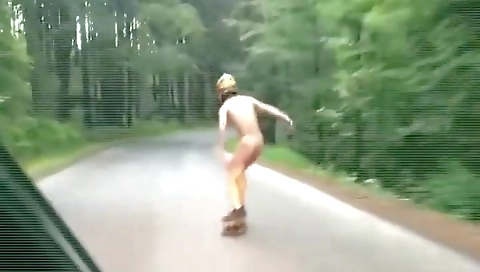 Sexy cutie gets her pussy eated and cum