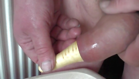 Mochat cropsonille's tight pussy is