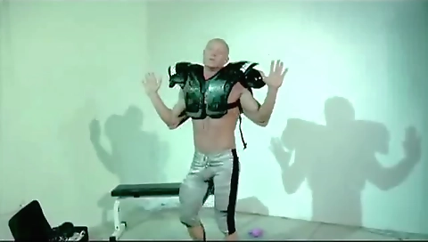 Sexy girlfriend gets her pussy pounded