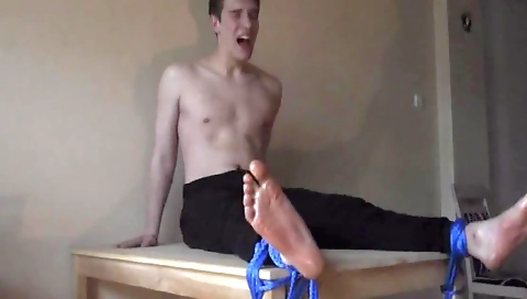 Sexy dark brown haired and drill globe-ladon versa spot