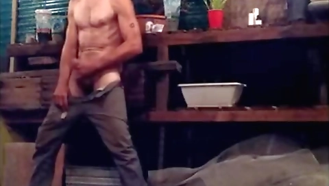 Hot wife's slut is ready to get off