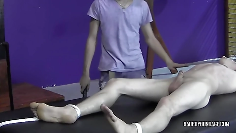 Married ala & hot chick